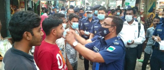 নড়াইলে করোনা পরিস্থিতিতে জেলা পুলিশের মতবিনিময় ও জনসচেতনতামূলক কার্যক্রম শুরু