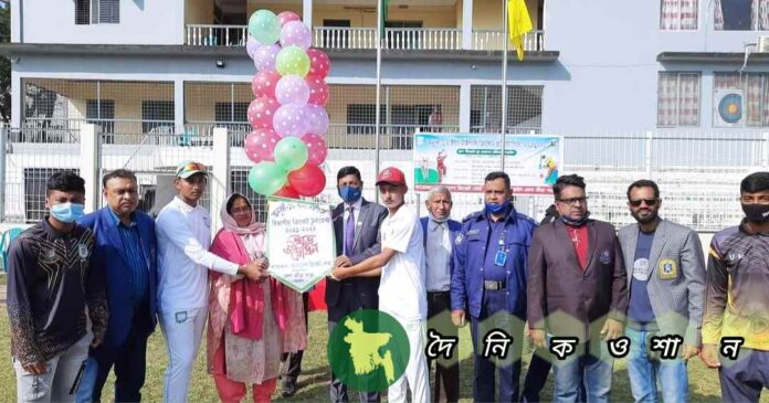 নড়াইলে অনুর্ধ্ব-১৬ ইয়ং টাইগার্স ক্রিকেট প্রতিযোগিতার উদ্বোধন