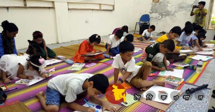 এস এম সুলতানের জন্মবার্ষিকী উপলক্ষে নড়াইলে শিশুদের আর্টক্যাম্প