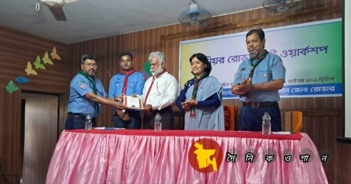 নড়াইলে সিনিয়র রোভারমেট ওয়ার্কশপ ও ডে ক্যাম্প অনুষ্ঠিত