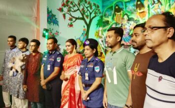 নড়াইলের সম্প্রীতির মন্দির পরিদর্শন করলেন এডিশনাল ডি আইজি