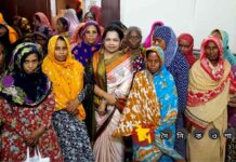 নড়াইল পৌর মহিলা আওয়ামী লীগের উঠান বৈঠক অনুষ্ঠিত